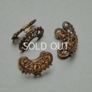 画像1: aged brass 17x10 filigree pinch finding