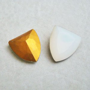 画像1: 18x16 Shield "White Opal"