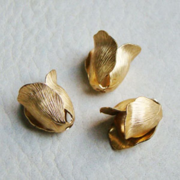 画像1: brass 3 petal flower "M" (1)