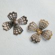 画像1: aged brass 4-petal filigree flower (1)