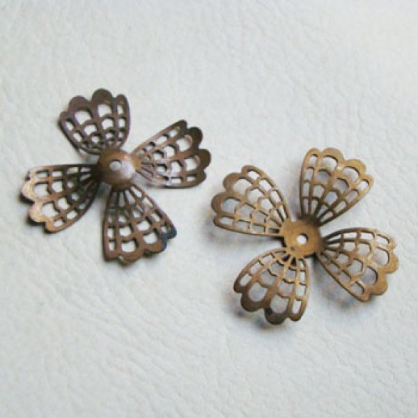 画像1: aged brass 4-petal filigree flower (1)