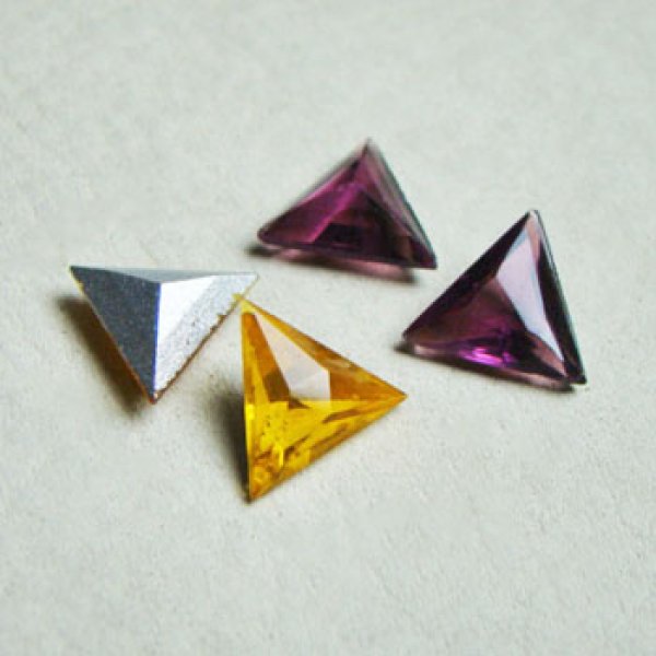 画像1: 11mm triangle rhinestone (1)