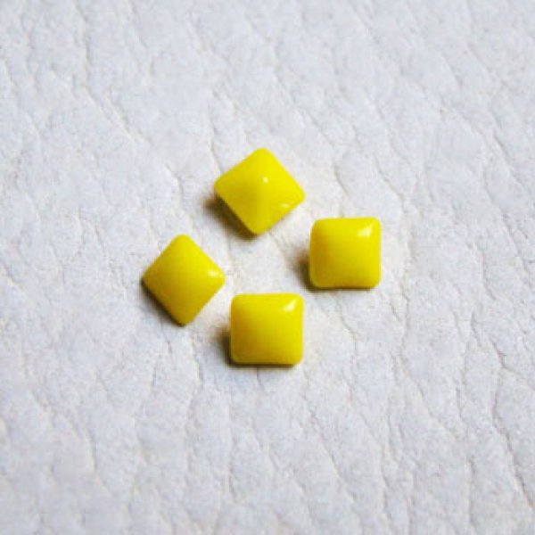 画像1: 4pcs 4mm square "Opaque Yellow" (1)