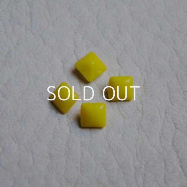 画像1: 4pcs 4mm square "Opaque Yellow" (1)