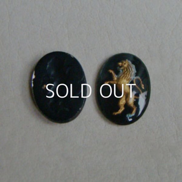 画像1: 18×13 OV Black / Gold Lion intaglio (1)