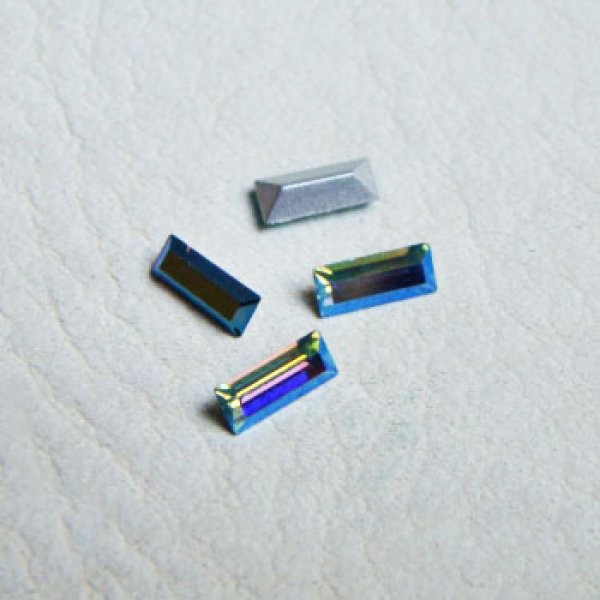 画像1: 10pcs VSW 7×3 baguette "Aquamarine AB" (1)