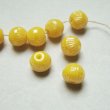 画像1: 2pcs 10mm ribbed beads "Yellow luster" (1)