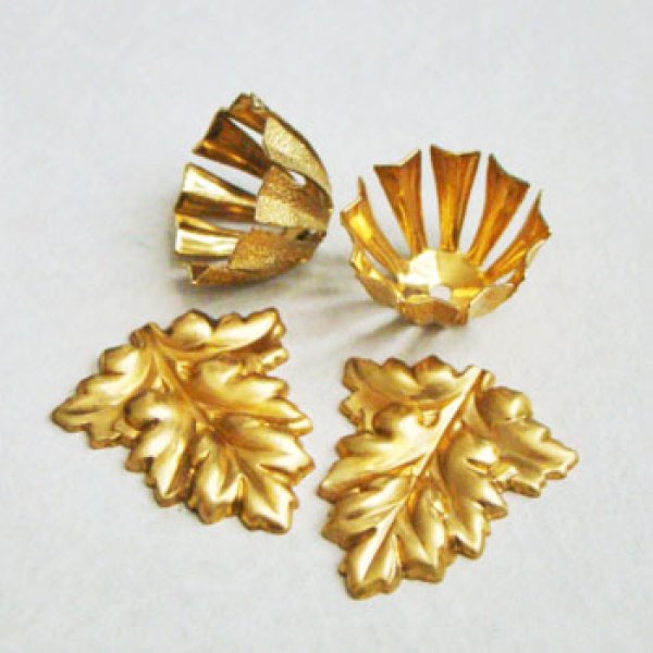 画像1: brass flower & leaf "B" set  (1)