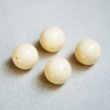 画像1: 2pcs 18mm Cream Ivory plastic beads (1)