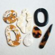 画像4: 42x7 Tortoise lucite flat drop beads (4)