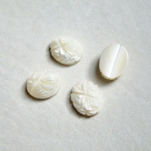 画像1: 10x8 OV M.O.P carved cabochon (1)