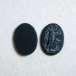 画像1: 25x18 OV Black "Lady with bird" cameo (1)