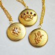 画像5: 32mm round textured locket with chain (5)