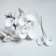 画像1: jaggy flower on wire "White " (1)