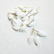 画像1: tiny glass leaf pin "White" (1)