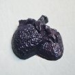 画像2: 39x38 Purple Strawberry plastic cabochon (2)