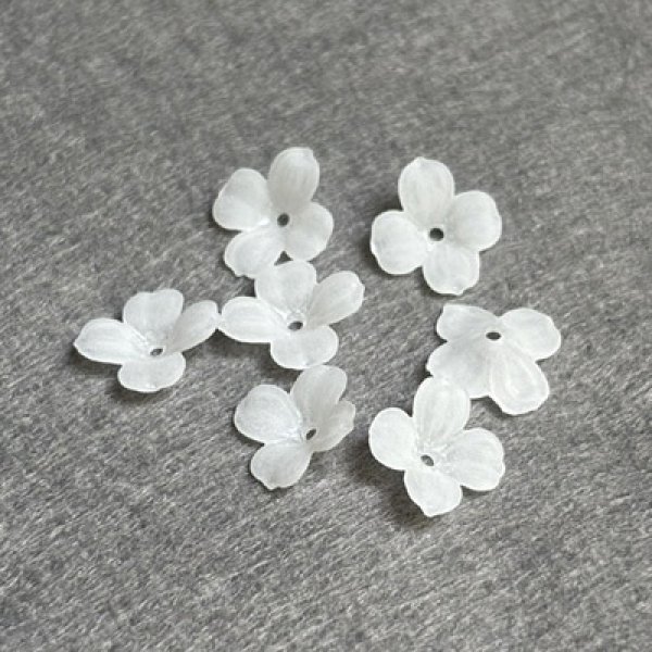 画像1: 4pcs 12mm "Matte Clear" plastic 4-petal flower (1)