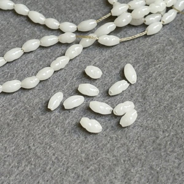 画像1: 20pcs 3x5~6 baroque rice "White Alabaster" (1)