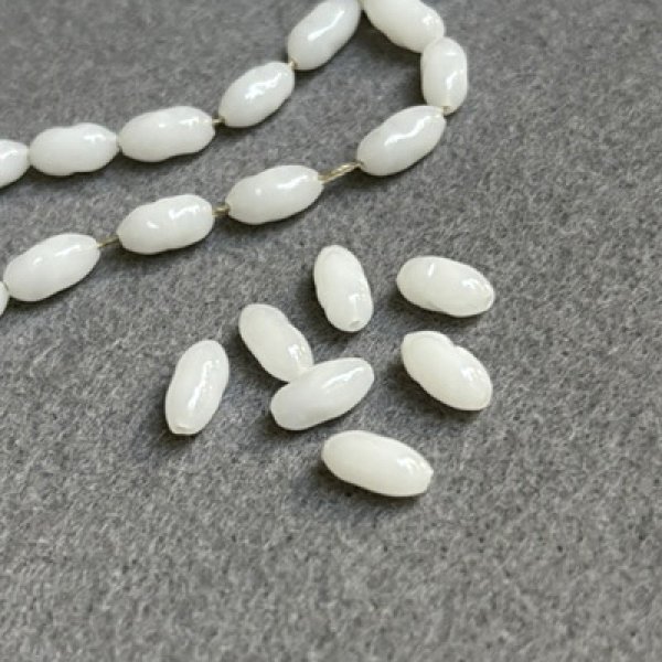 画像1: 10pcs 4.5x 8~10 baroque rice "White Alabaster" (1)