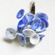 画像2: jaggy flower on wire "Blue/White " (2)