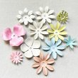 画像3: 15mm Neon Yellow 12-petal enameled flower (3)