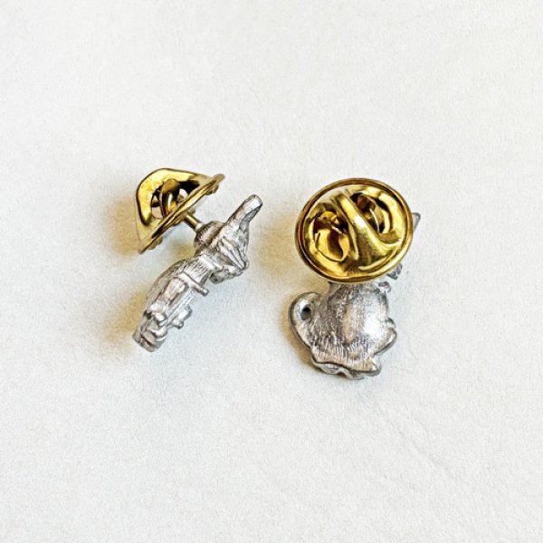 画像4: cast metal Cat pin finding (4)